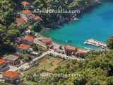 Vela Stiniva, The island of Hvar